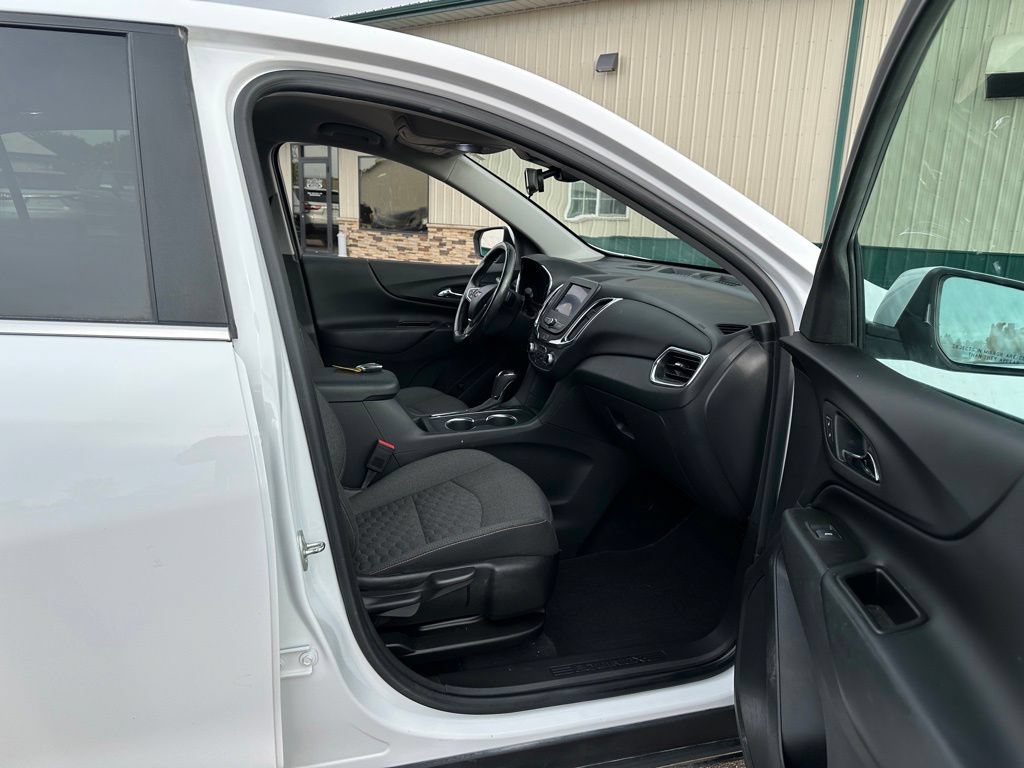 Used 2021 Chevrolet Equinox LT AWD/4WD image 28