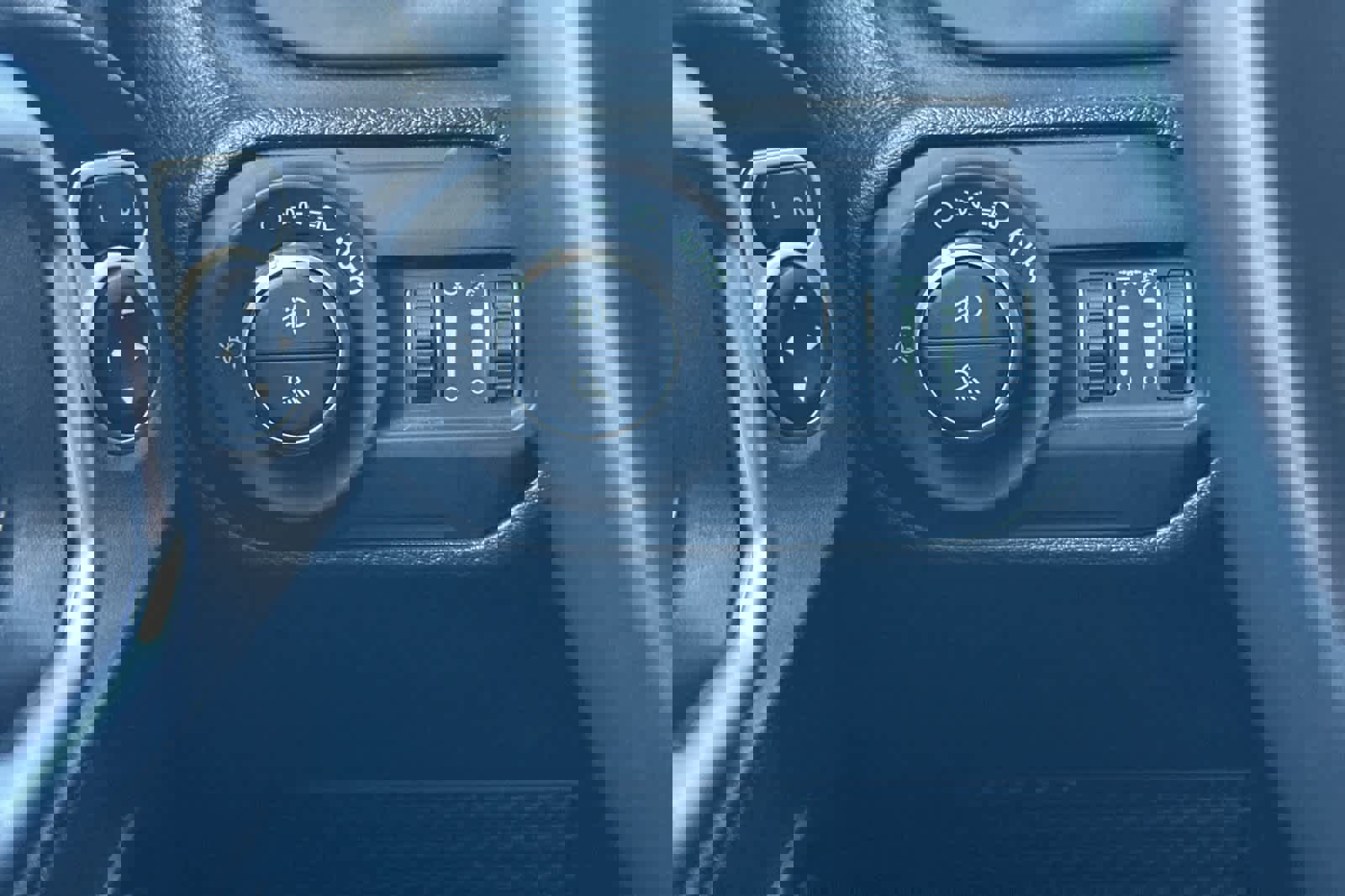 Used 2022 Jeep Gladiator Sport image 30