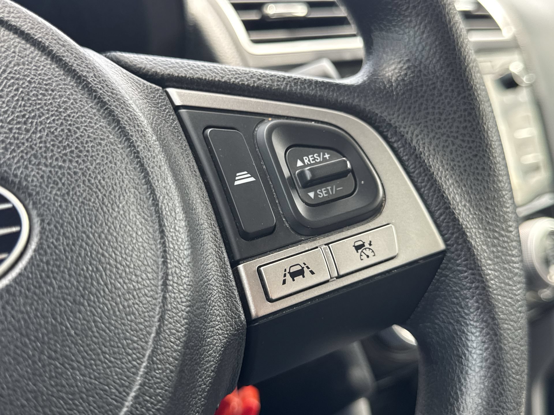 Used 2017 Subaru Forester 2.5i Premium AWD/4WD image 29