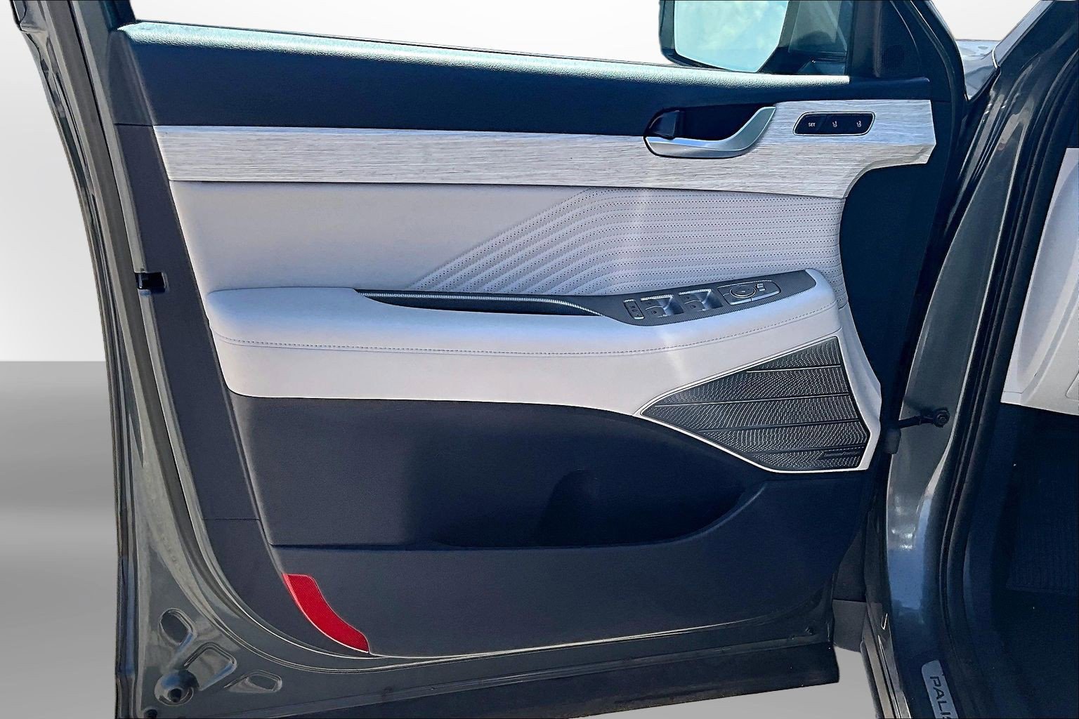 Used 2023 Hyundai Palisade Calligraphy image 26