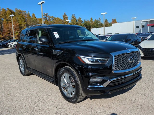 Used 2023 INFINITI QX80 Luxe w/ Cargo Package image 2
