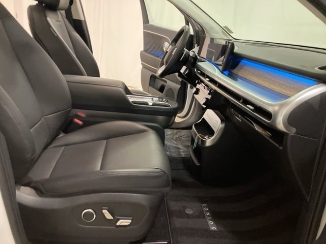 Used 2026 Hyundai Ioniq 9 SEL image 26