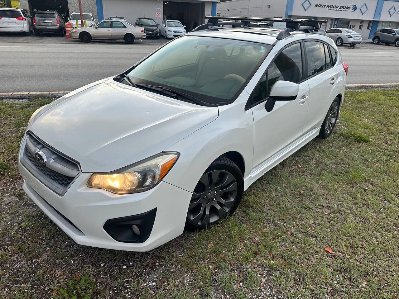 Used 2014 Subaru Impreza 2.0i Sport Limited w/ Popular Package #1 AWD/4WD image 3