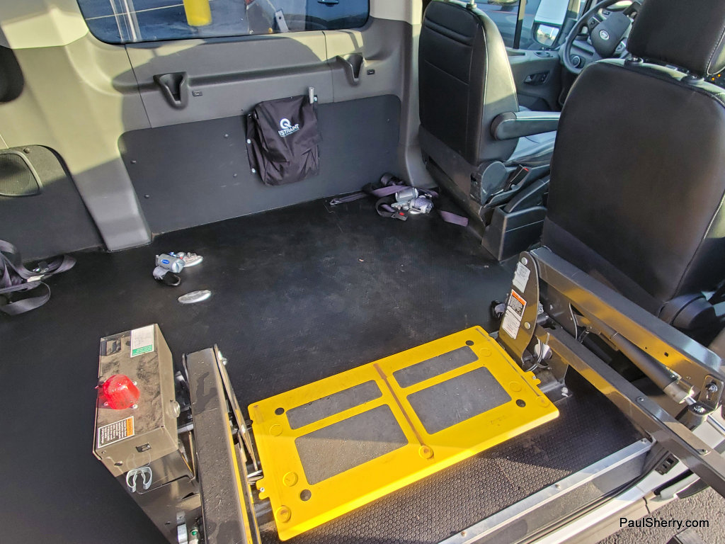 Used 2020 Ford Transit 350 XL image 30