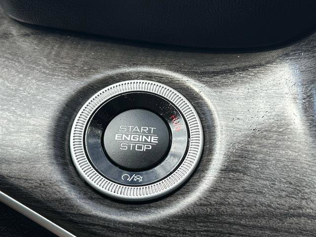 Used 2022 Jeep Grand Cherokee L Limited image 36