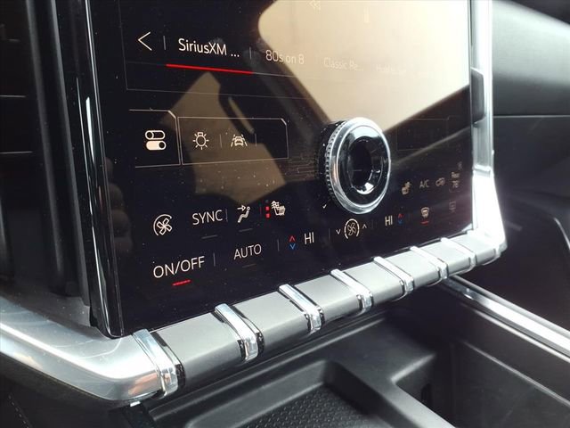 Used 2025 GMC Acadia Elevation image 34