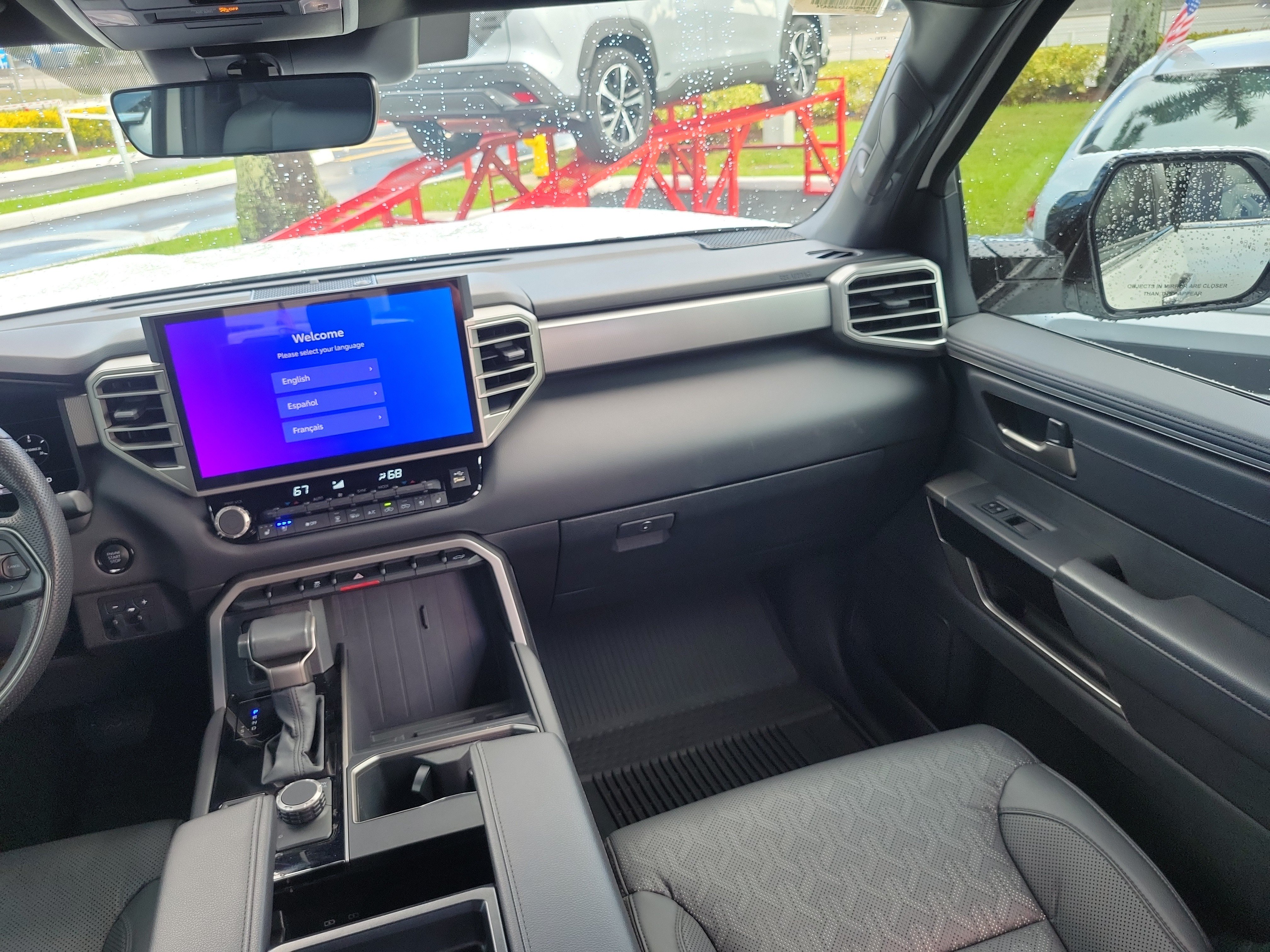 Used 2025 Toyota Tundra Limited AWD/4WD image 17