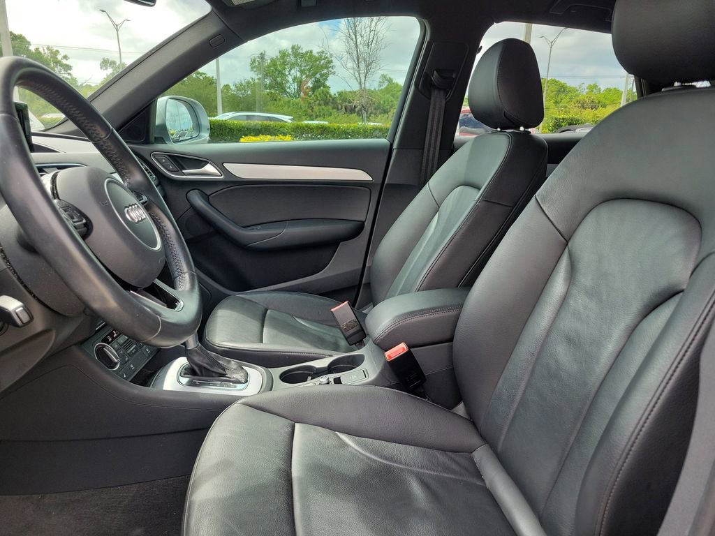 Used 2018 Audi Q3 2.0T Premium image 24