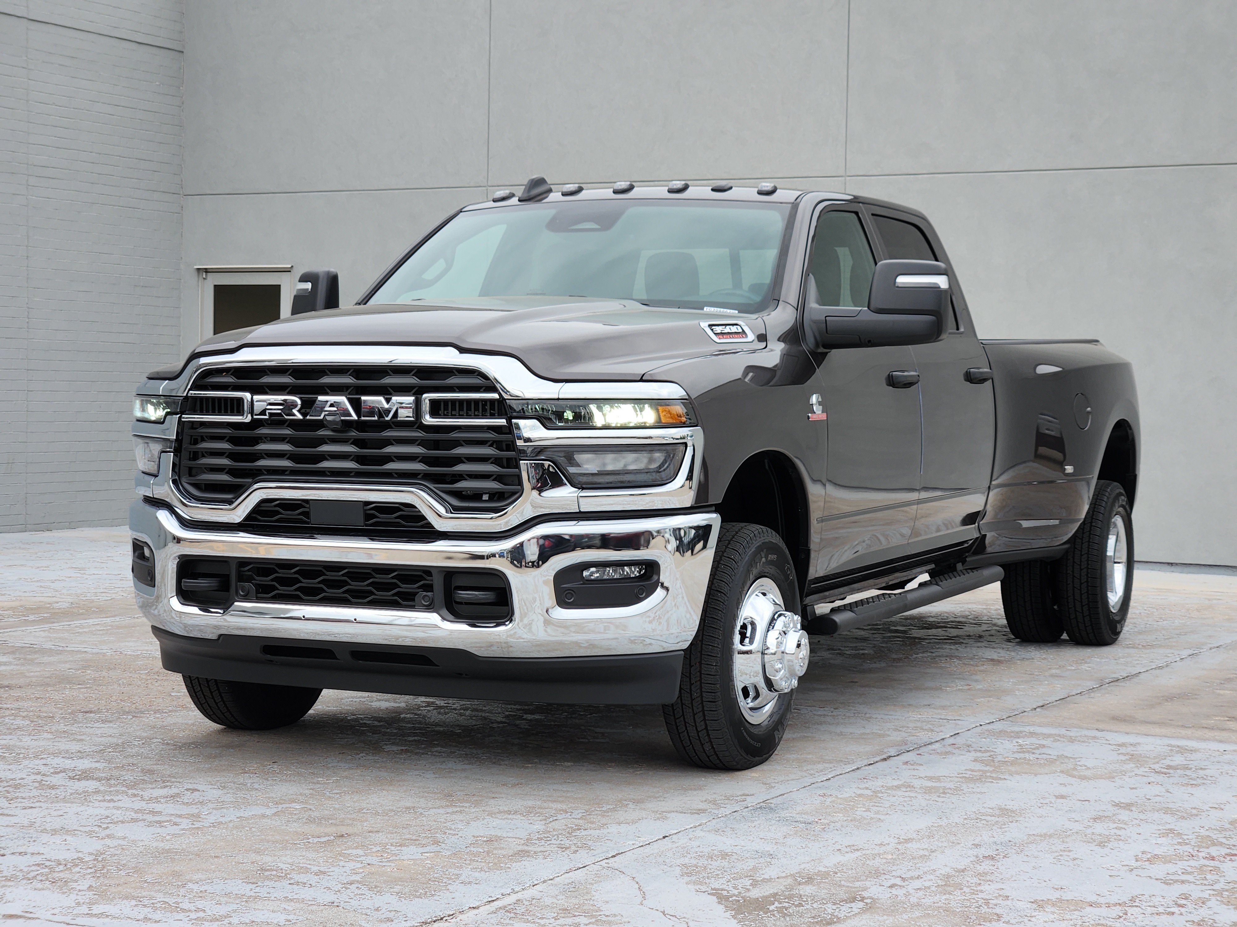 New 2026 RAM 3500 Tradesman AWD/4WD image 2