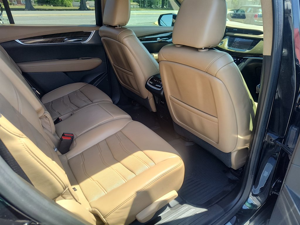 Used 2020 Cadillac XT6 Sport w/ Platinum Package AWD/4WD image 25