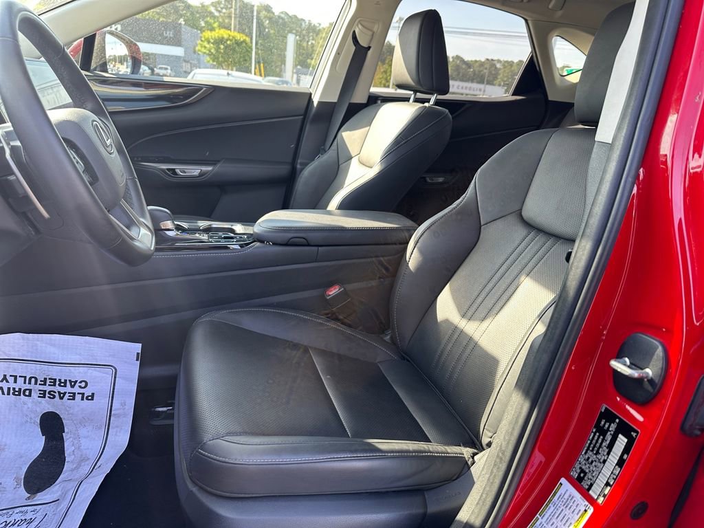 Used 2023 Lexus NX 250 FWD w/ Towing Package (2000 Lbs) image 10