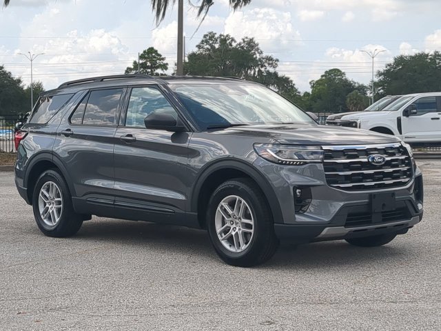 New 2026 Ford Explorer Active w/ Active Comfort Package RWD image 2