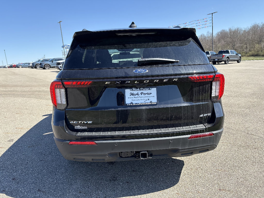 New 2026 Ford Explorer Active image 4