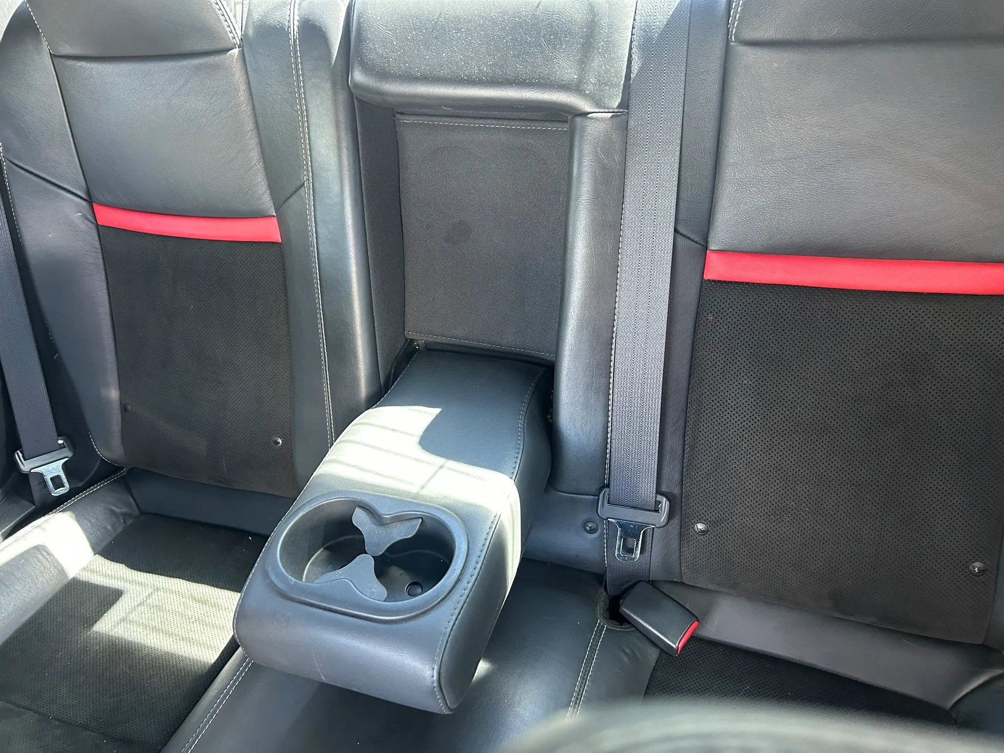 Used 2012 Dodge Challenger SRT8 w/ Premium Sound Group image 9