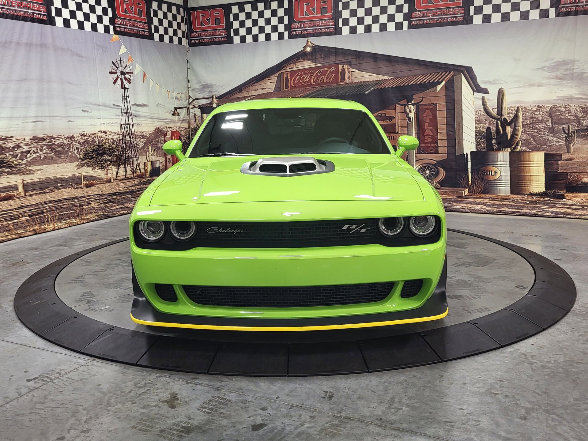 Used 2023 Dodge Challenger R/T Scat Pack image 2