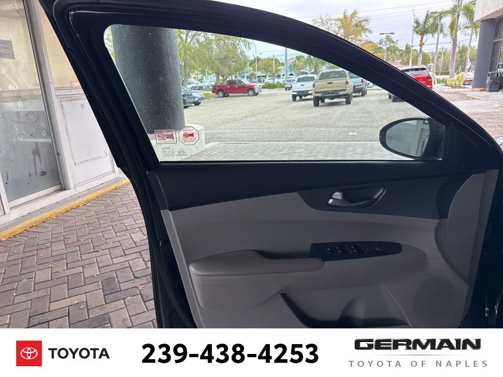 Used 2021 Kia Forte LXS image 14