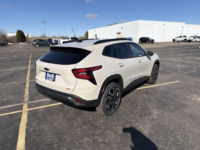 New 2026 Chevrolet Trax RS w/ Sunroof Package image 5
