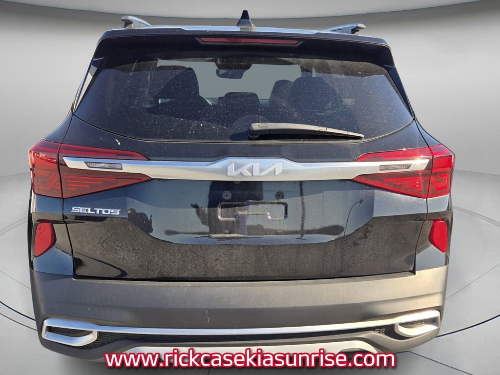 Used 2023 Kia Seltos S image 5