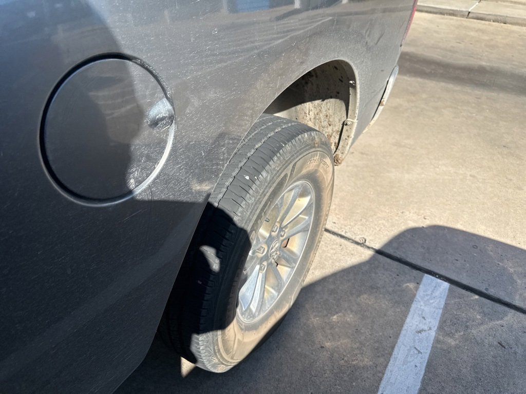 Used 2013 RAM 1500 Classic SLT image 6