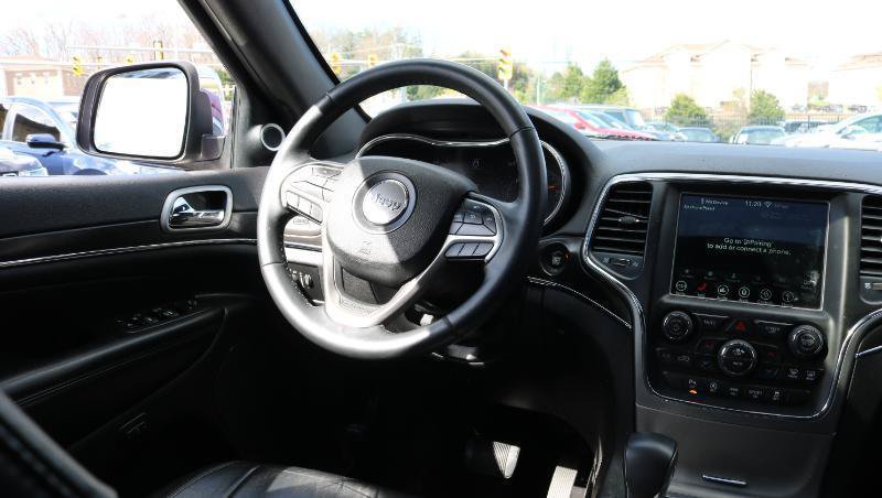 Used 2018 Jeep Grand Cherokee Limited AWD/4WD image 14