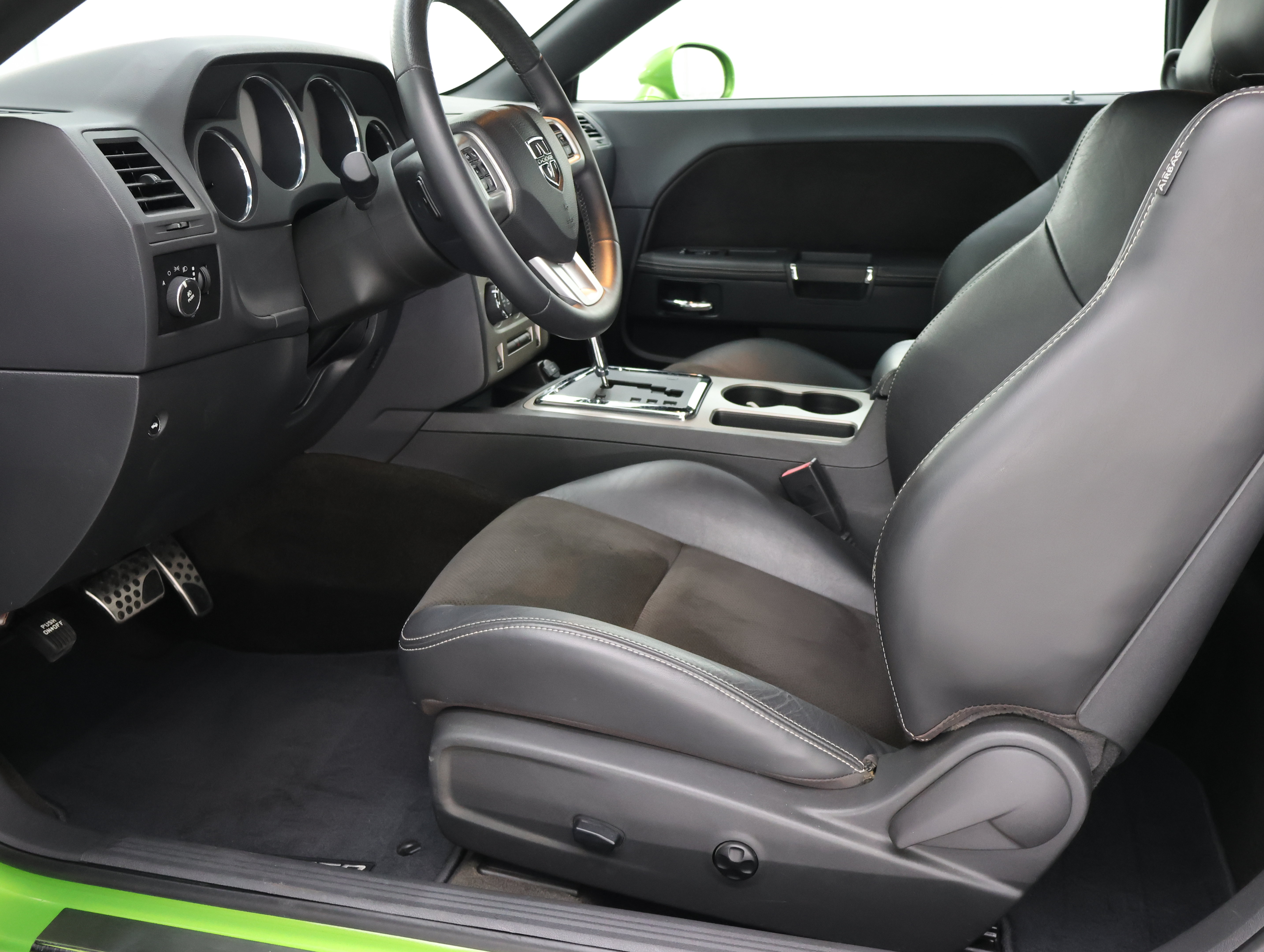 Used 2011 Dodge Challenger SRT8 w/ Green w/Envy Group RWD image 8