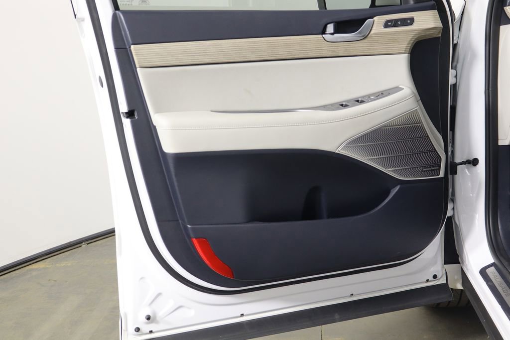 Used 2021 Hyundai Palisade Limited image 20