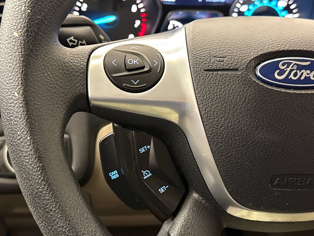 Used 2016 Ford Escape SE w/ Equipment Group 201A FWD image 32