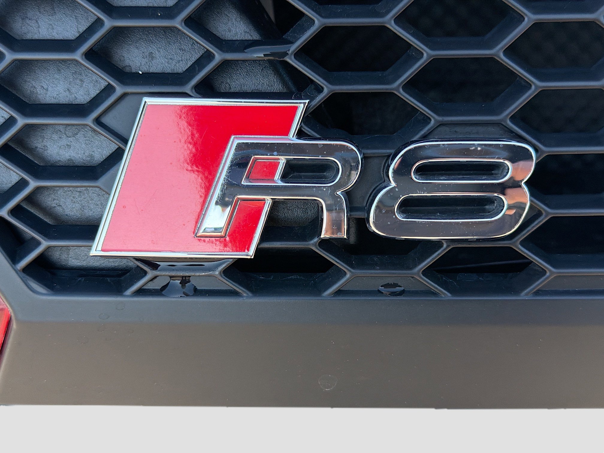 Used 2017 Audi R8 V10 w/ Carbon Exterior Package image 11