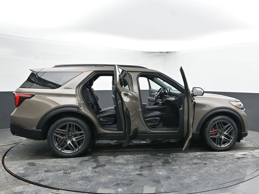 New 2026 Ford Explorer ST w/ Sun And Sound Package image 79