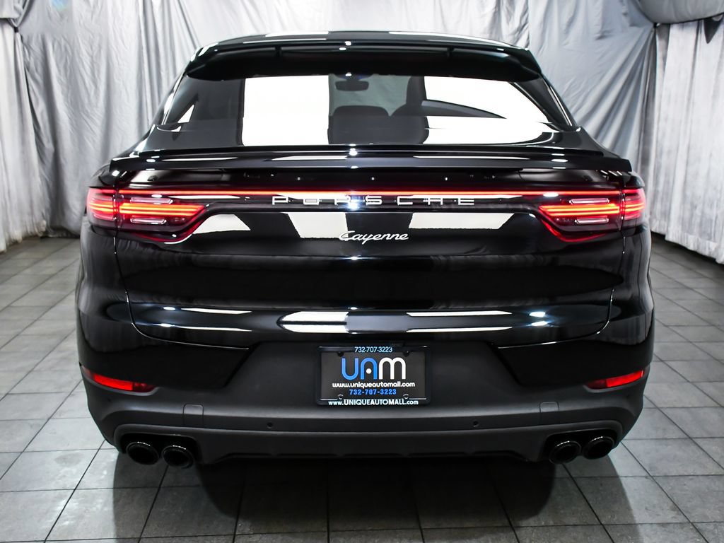 Used 2023 Porsche Cayenne Platinum Edition AWD/4WD image 5