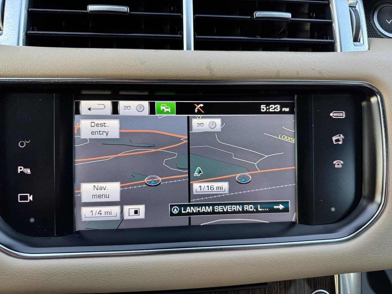 Used 2016 Land Rover Range Rover Sport HSE image 21