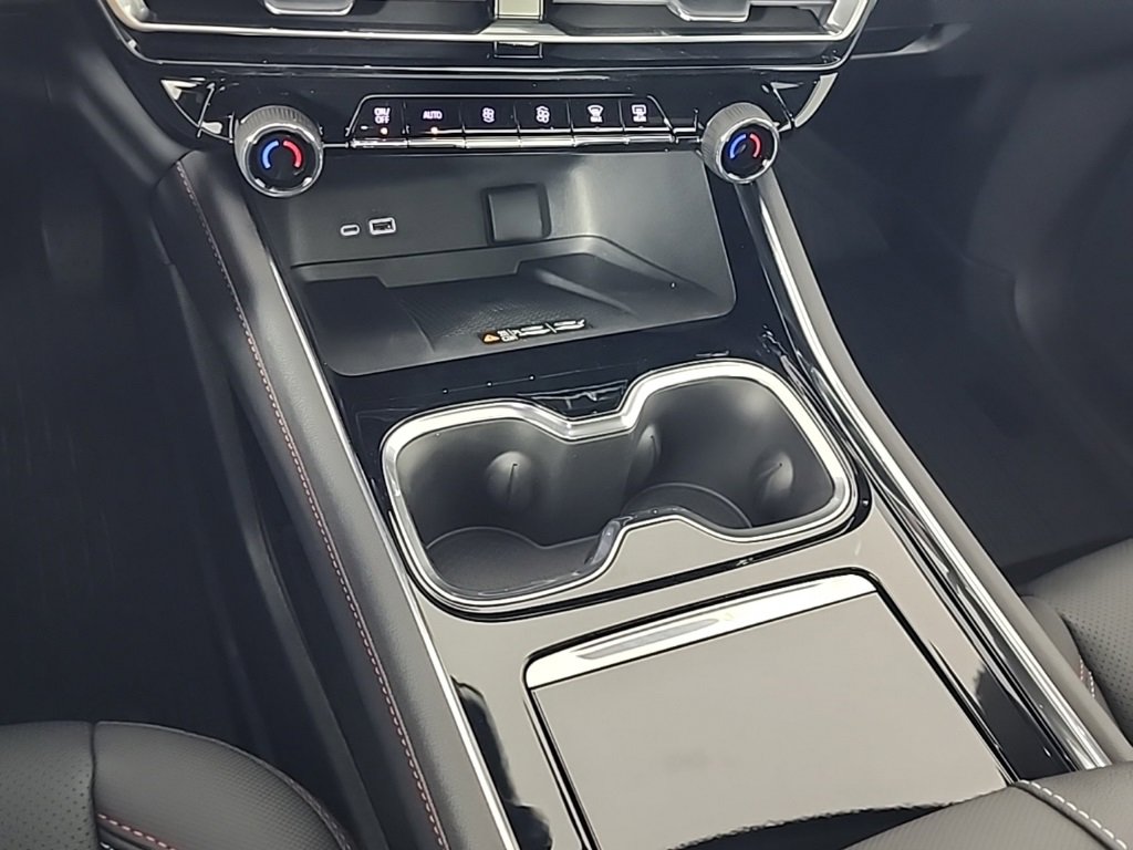 New 2026 Chevrolet Traverse Z71 w/ Driver Confidence Package image 41