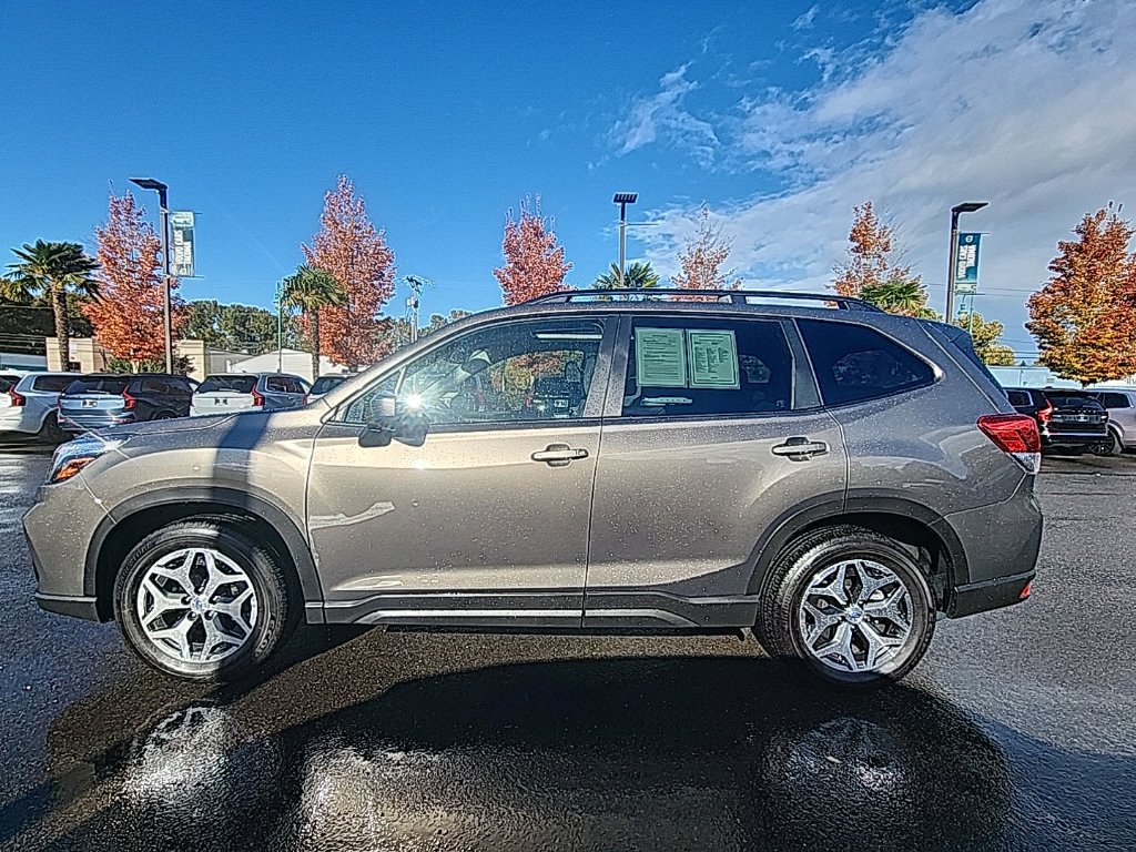 Used 2021 Subaru Forester Premium w/ Popular Package #1 AWD/4WD image 2