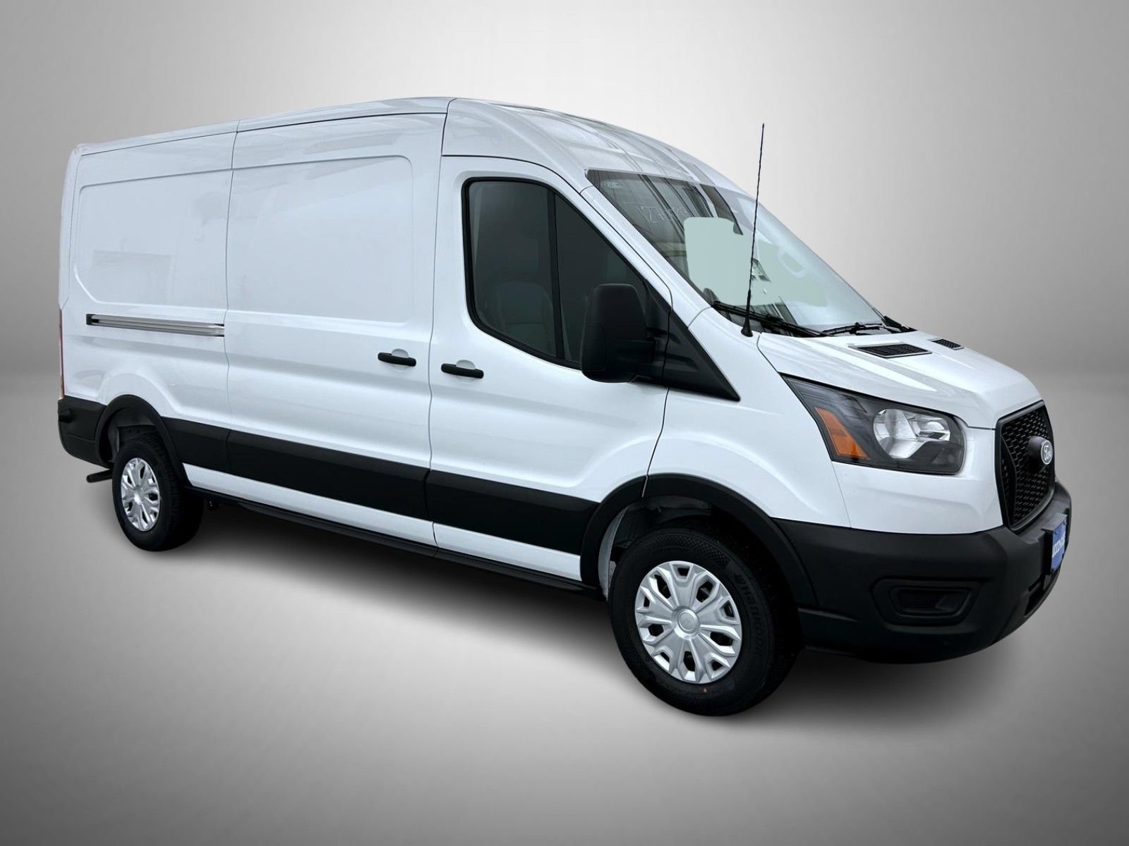 New 2027 Ford Transit 250 148 Medium Roof w/ Load Area Protection Package RWD image 3