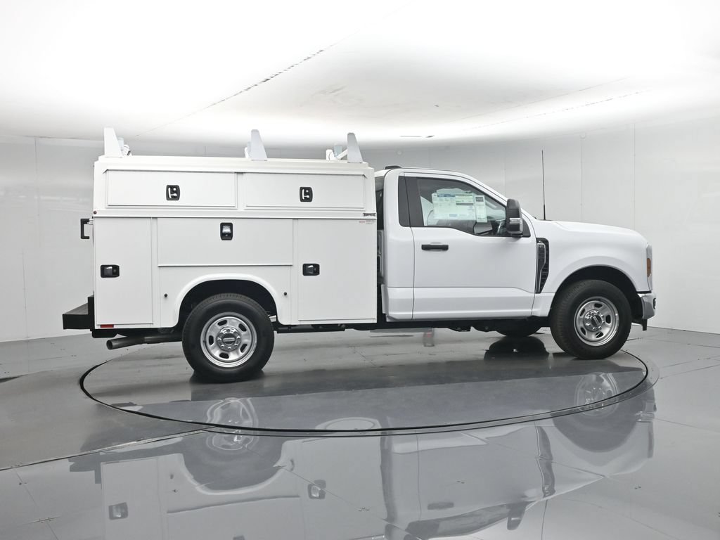 New 2026 Ford F350 XL w/ XL Chrome Package RWD image 33