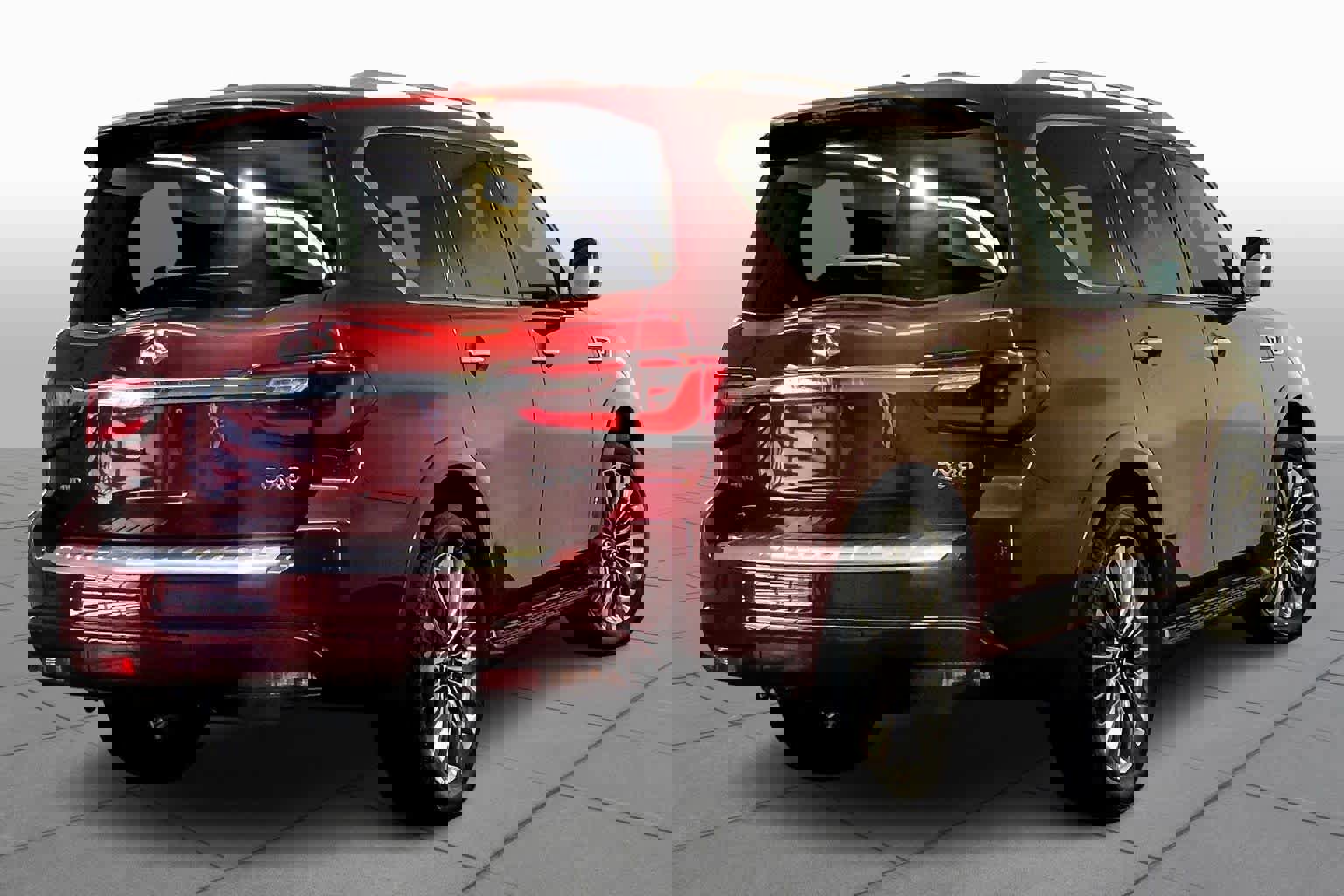 Used 2021 INFINITI QX80 Sensory w/ Cargo Package image 13