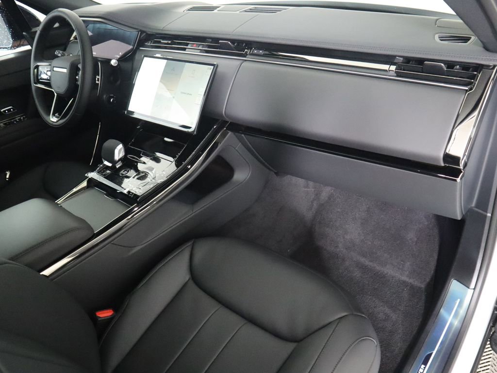 New 2025 Land Rover Range Rover Sport Dynamic SE image 19