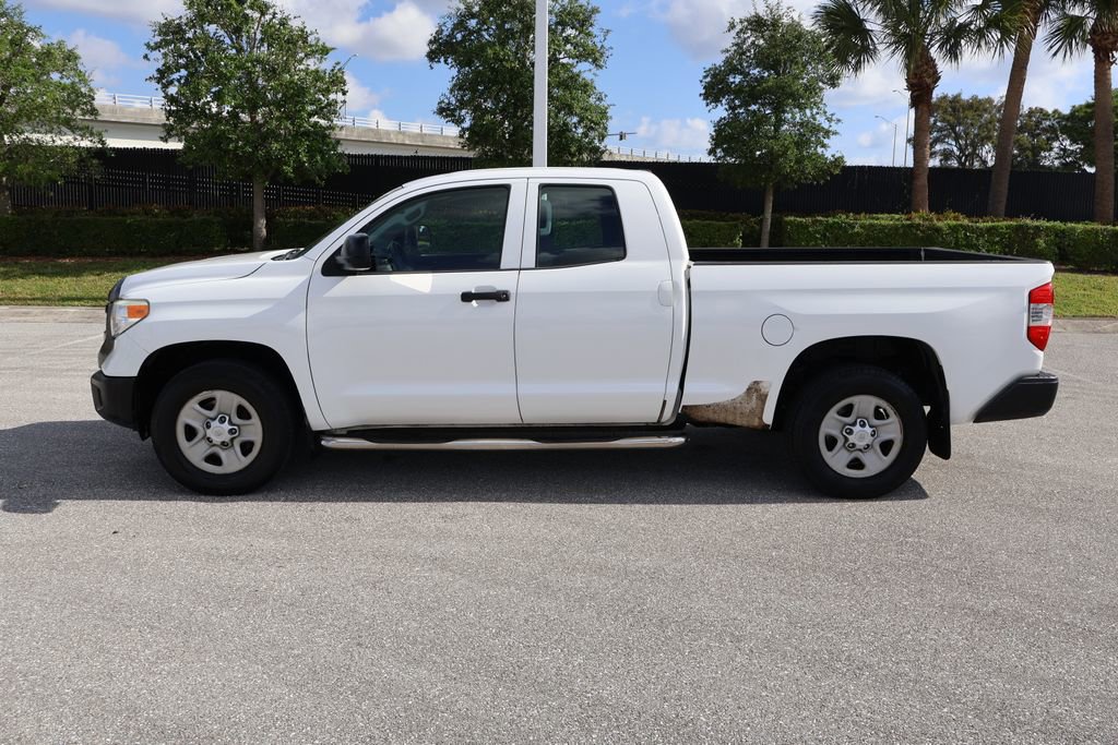 Used 2015 Toyota Tundra SR w/ Tow Package image 12