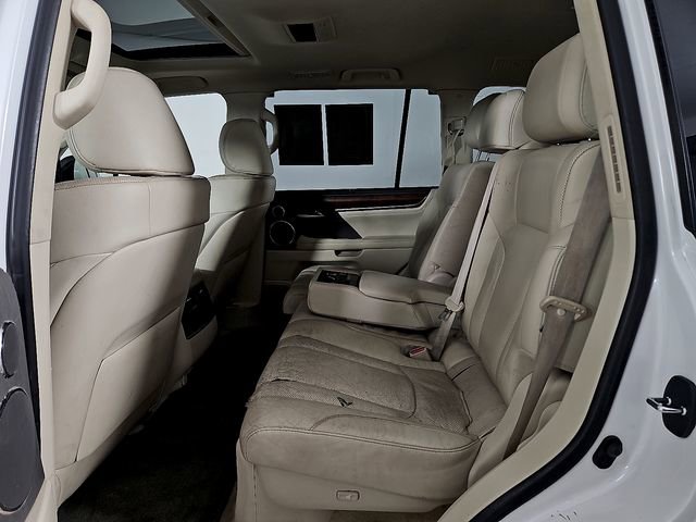 Used 2017 Lexus LX 570 4WD w/ Luxury Package image 12