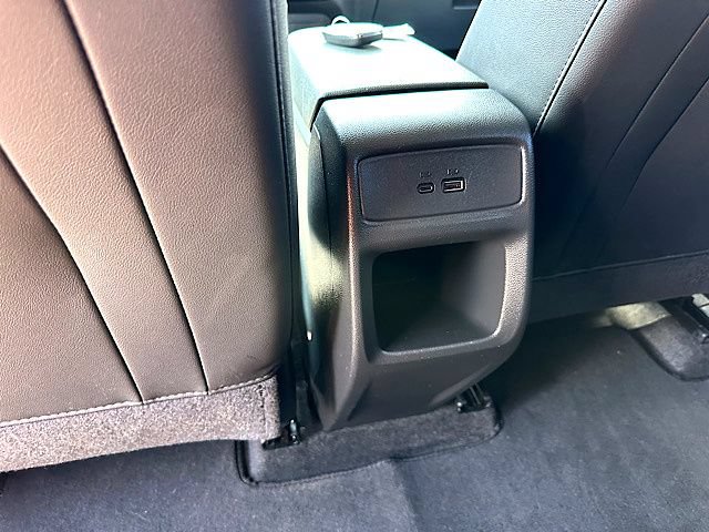 Used 2024 Chevrolet Trax LT w/ Sunroof Package FWD image 25