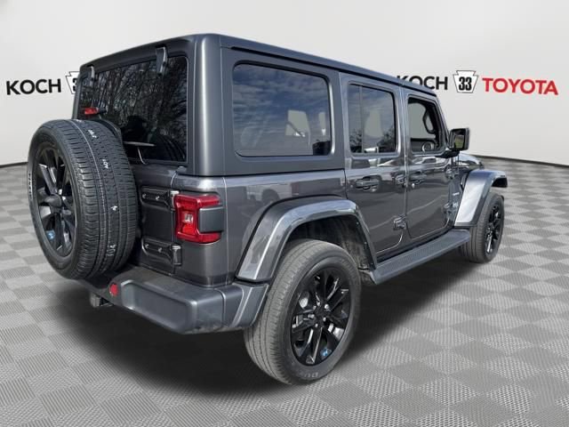 Used 2023 Jeep Wrangler Unlimited Sahara w/ Cold Weather Group image 8