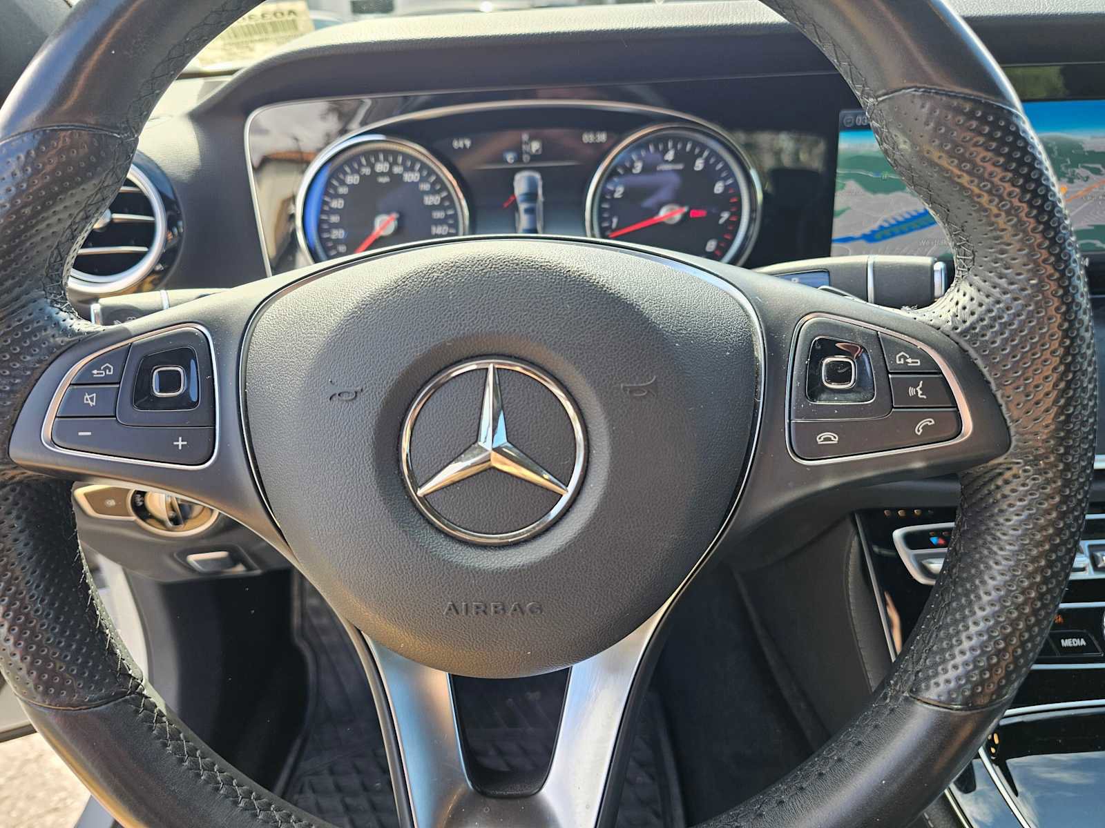 Used 2017 Mercedes-Benz E 300 image 22