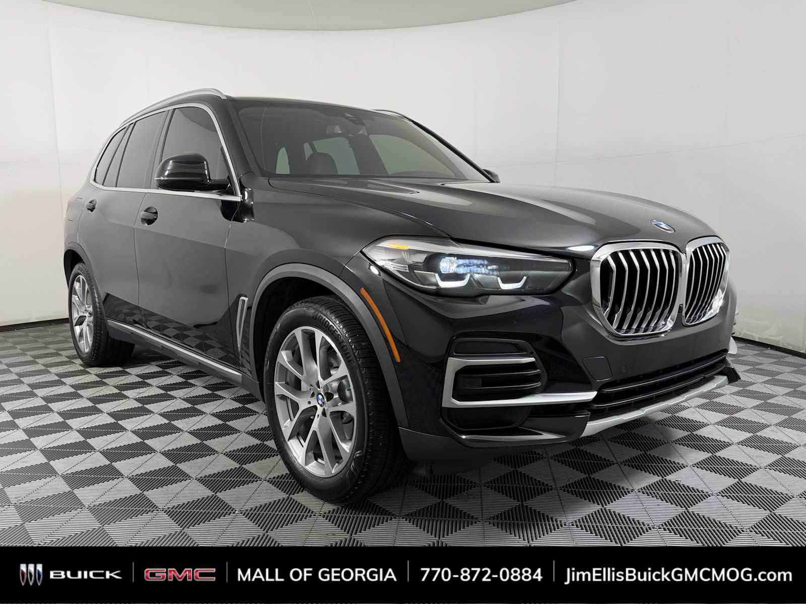 Used 2023 BMW X5 sDrive40i w/ Premium Package RWD image 1