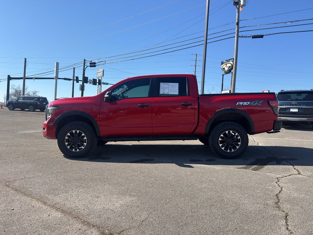 Used 2020 Nissan Titan PRO-4X w/ Pro-4x Convenience Package image 4