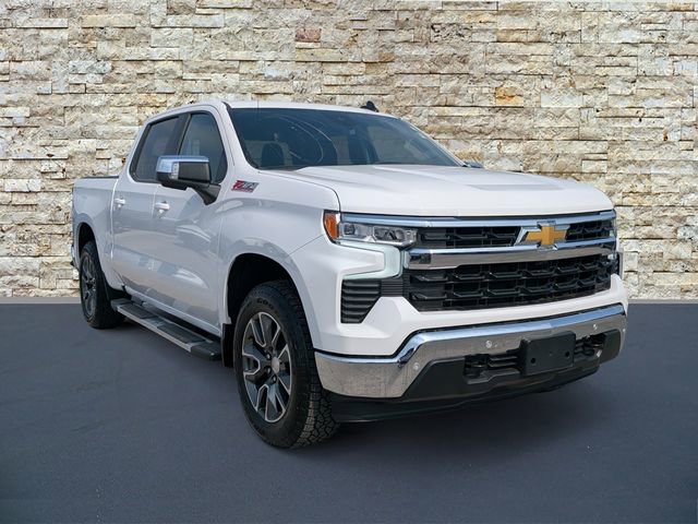 Used 2025 Chevrolet Silverado 1500 LT AWD/4WD image 1