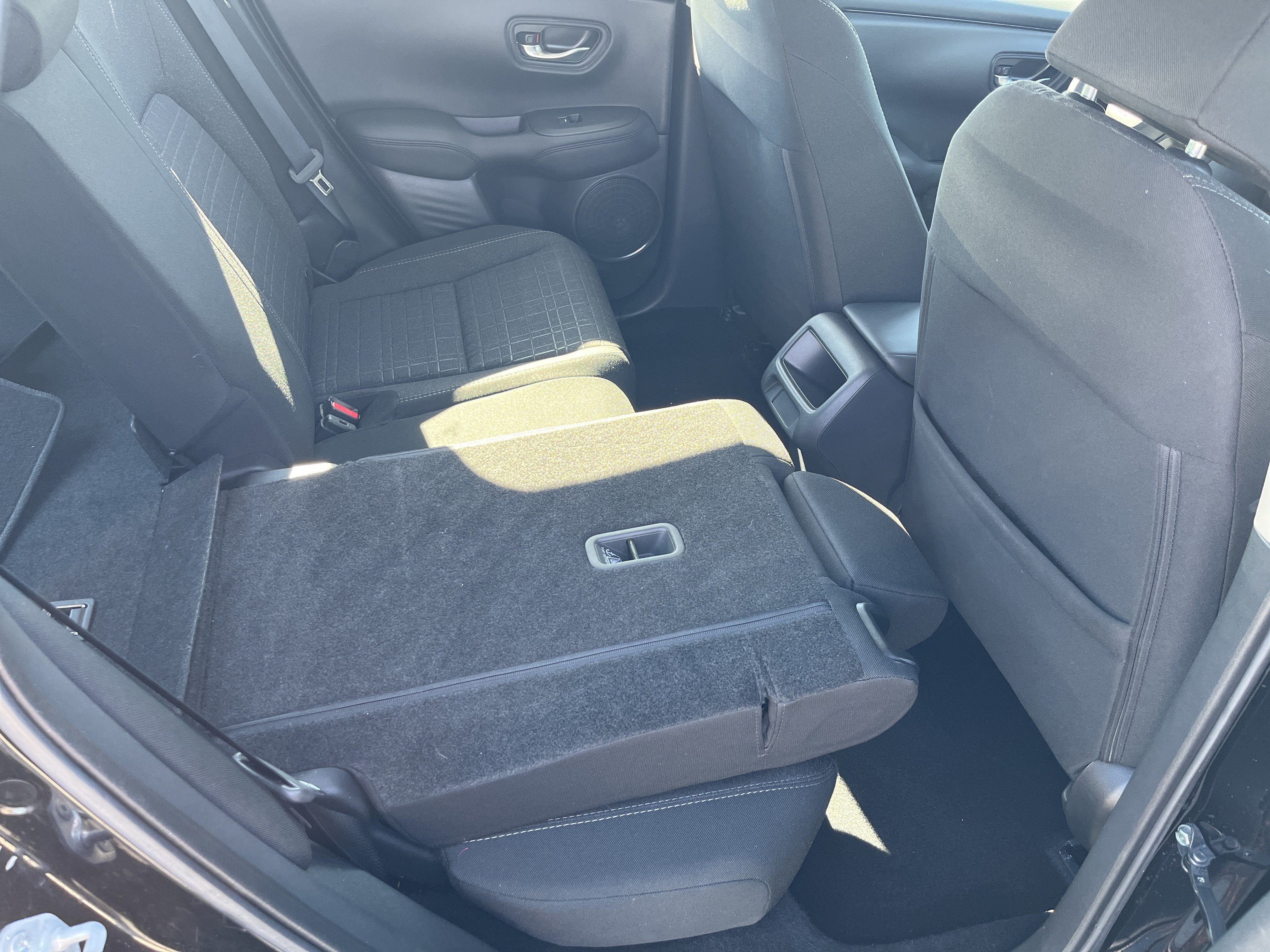 Certified 2025 Honda HR-V LX image 16