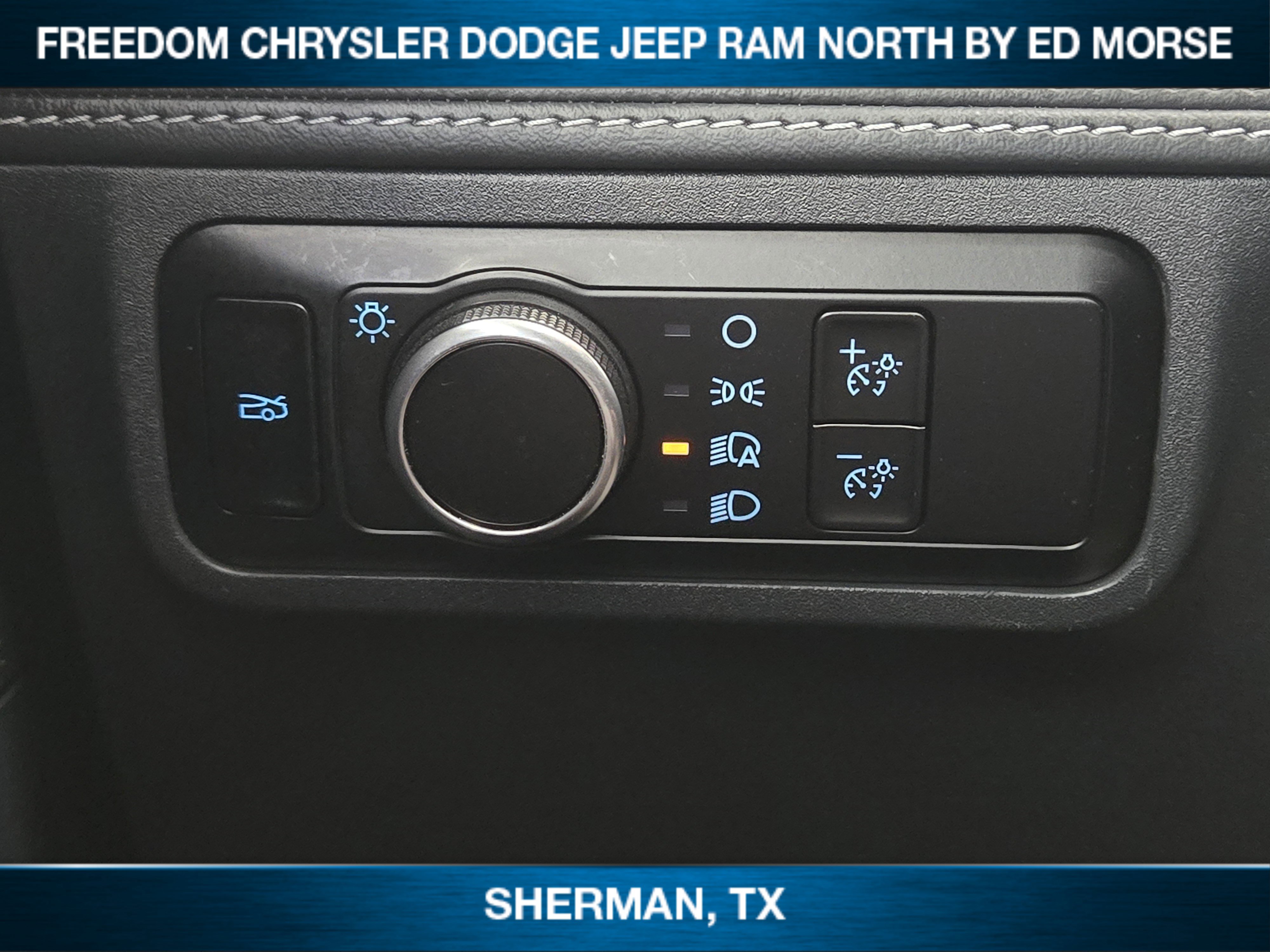 Used 2024 Ford Mustang Premium image 16