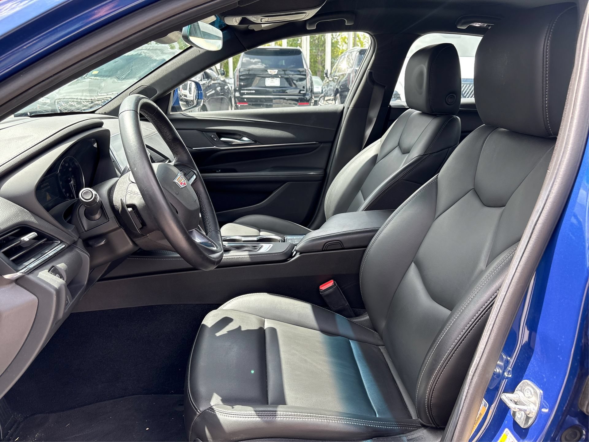 Certified 2025 Cadillac CT4 Luxury RWD image 11