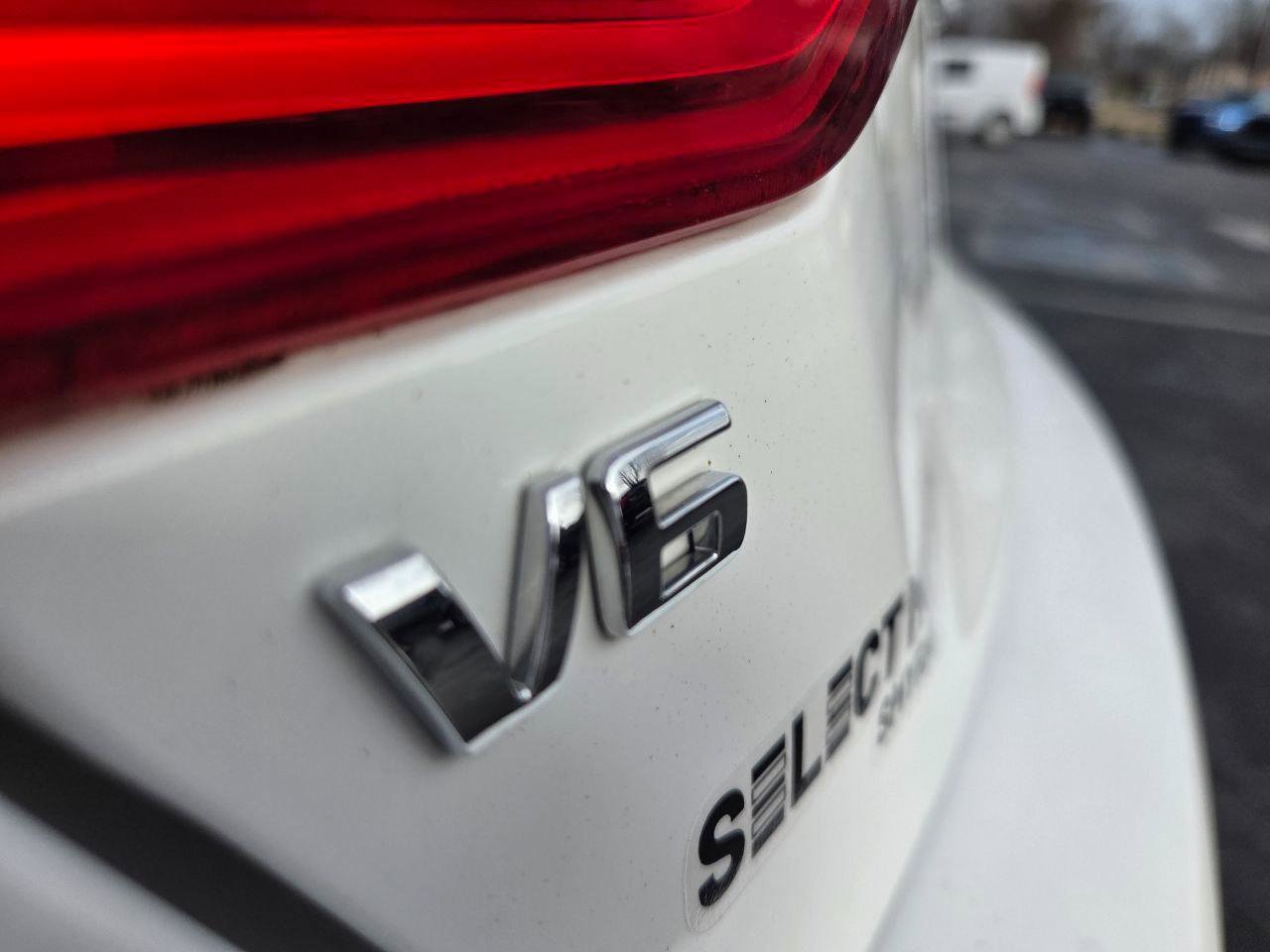 Used 2015 Chevrolet Impala LT FWD image 8