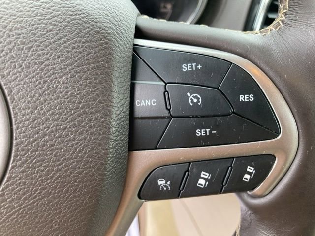 Used 2021 Jeep Grand Cherokee Overland w/ Protech Group AWD/4WD image 30